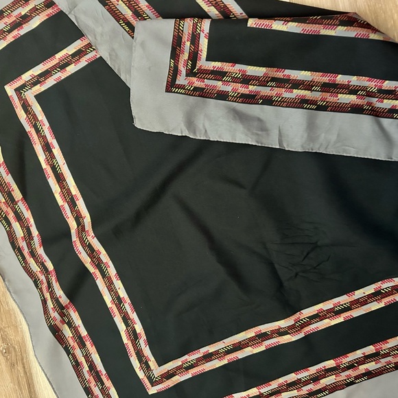 Vintage Various Scarf Bundle (7) - Picture 3 of 10